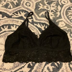 PINK Victoria’s Secret Black Lace Bralette Size M NWOT